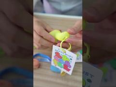 Заводская заказная пластиковая игрушка со светодиодным брелоком, доступен OEM