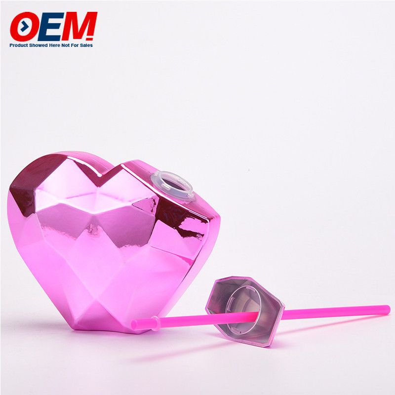 На заказ PP двойная стена чашка со соломой OEM Sweet Heart 450 мл пластиковый стакан с водой